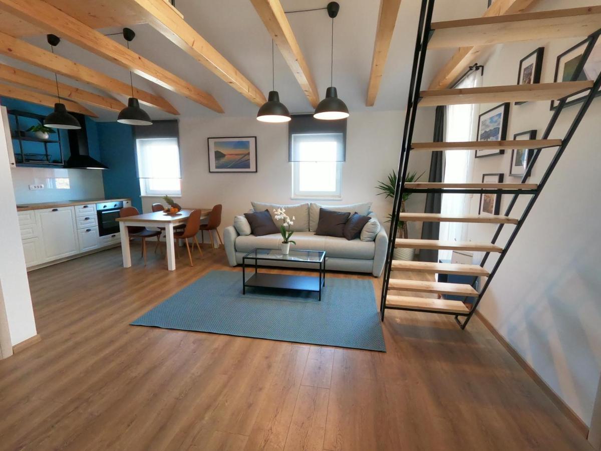 Gavan Apartment Cres Εξωτερικό φωτογραφία